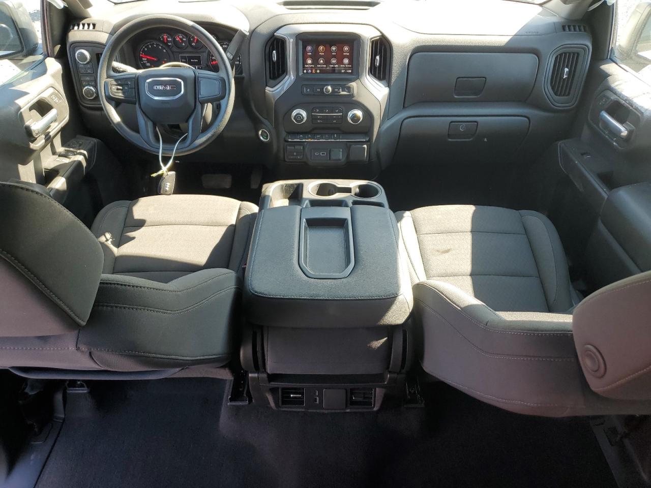 2025 GMC Sierra K1500 VIN: 3GTUUAED6SG177884 Lot: 64391115