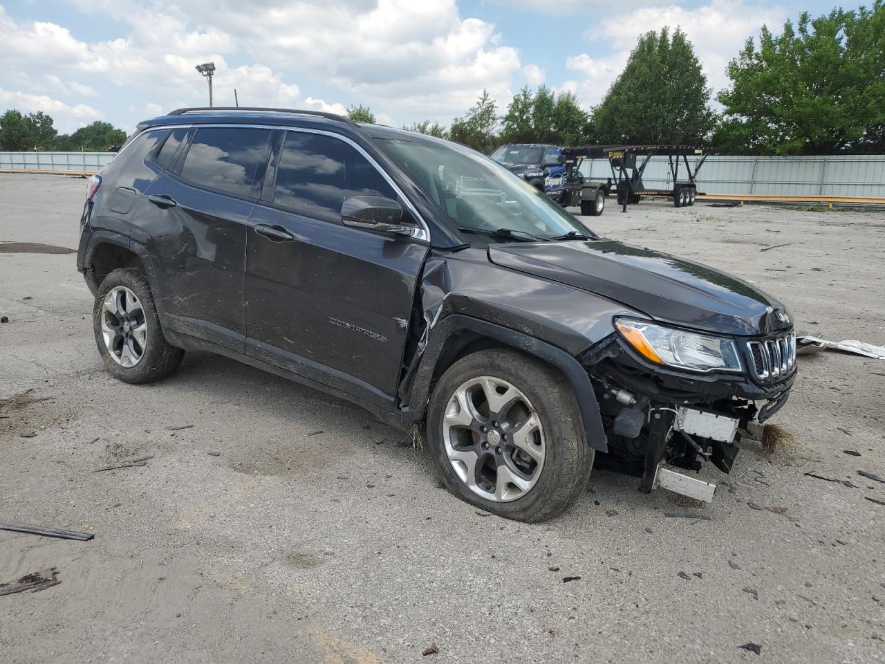 3C4NJDCB6JT398181 2018 Jeep Compass Limited