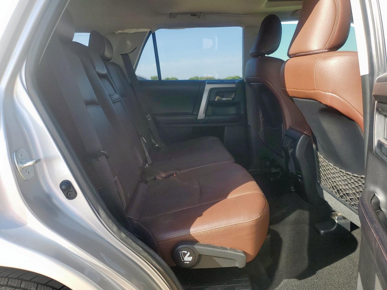 2017 Toyota 4Runner Sr5/Sr5 Premium VIN: JTEBU5JR9H5407963 Lot: 65097105
