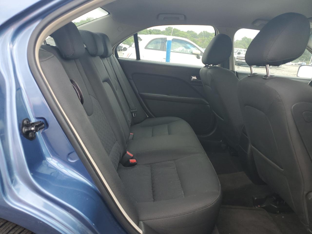 2010 Ford Fusion Se VIN: 3FAHP0HA7AR418185 Lot: 64302385
