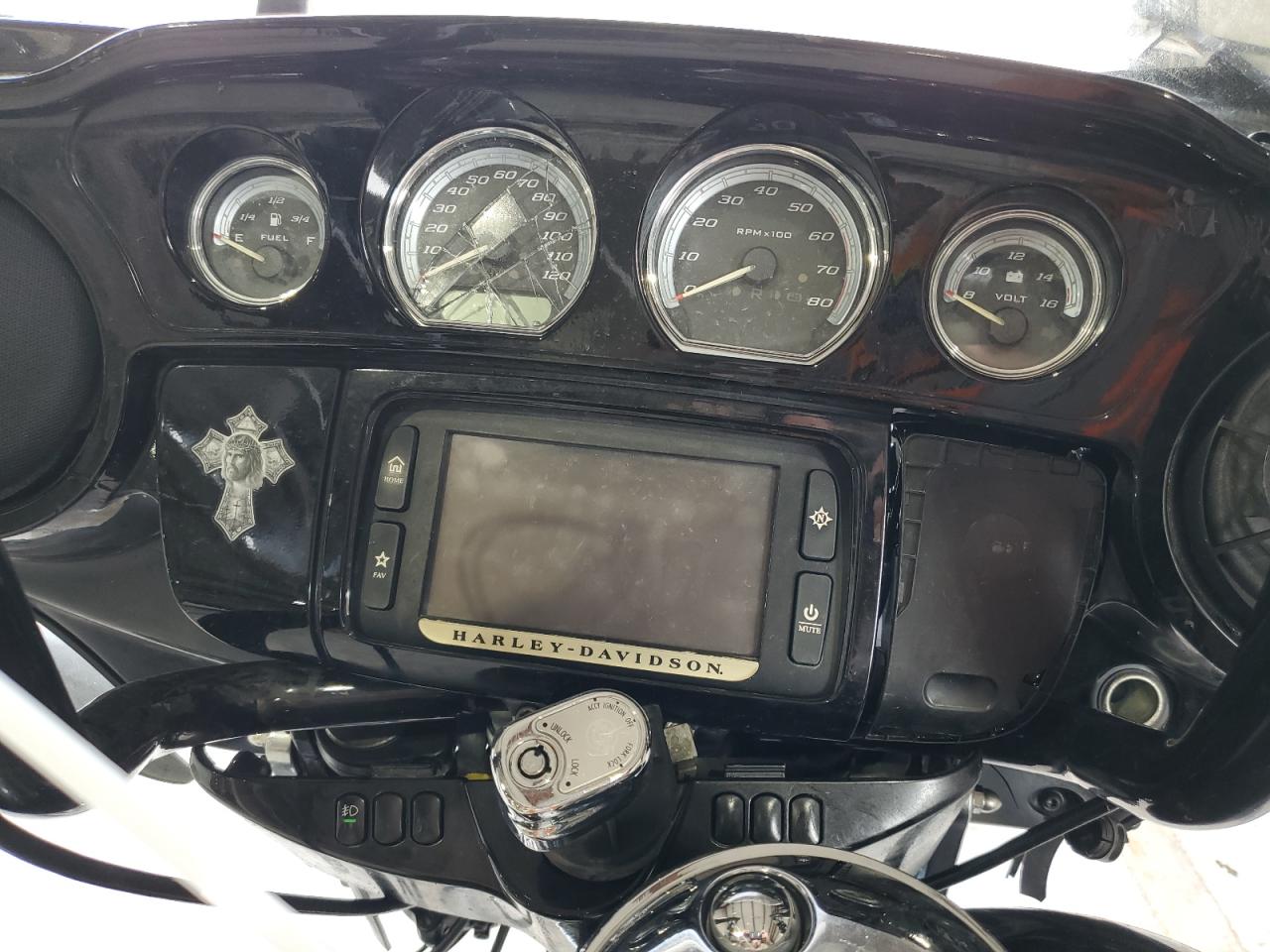 2017 Harley-Davidson Flhtk Ultra Limited VIN: 1HD1KED18HB696961 Lot: 63324205