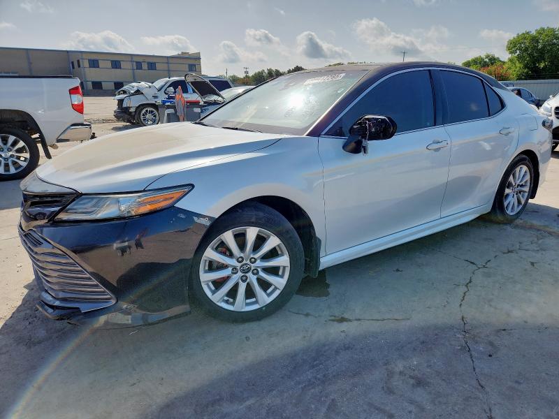  TOYOTA CAMRY 2018 White