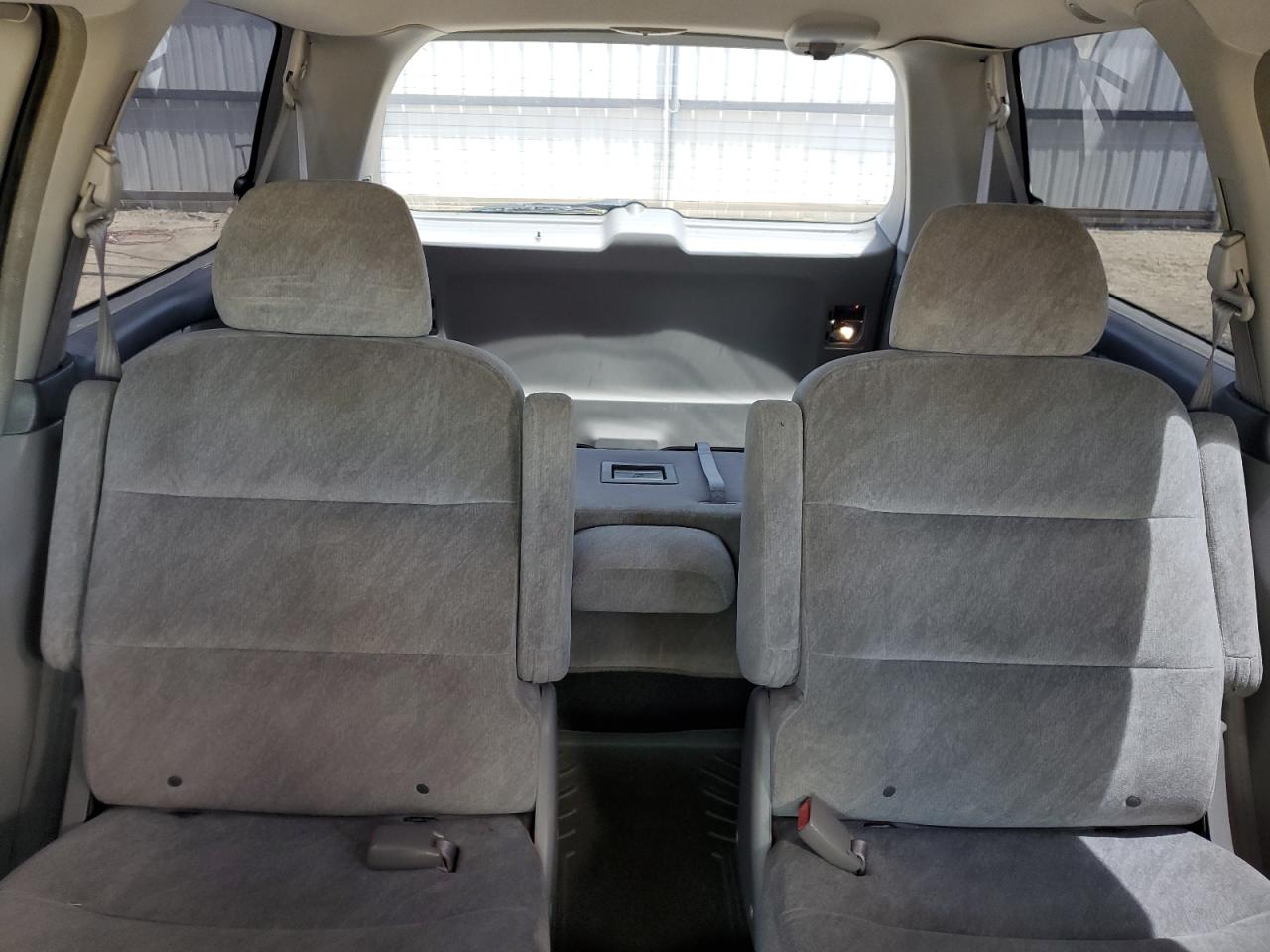 2001 Honda Odyssey Ex VIN: 2HKRL186X1H596087 Lot: 64673945
