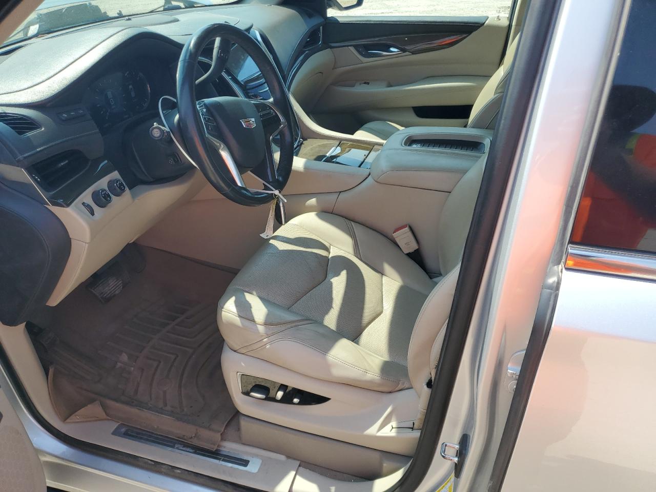 2020 Cadillac Escalade Esv Luxury VIN: 1GYS4HKJ7LR161084 Lot: 65014365