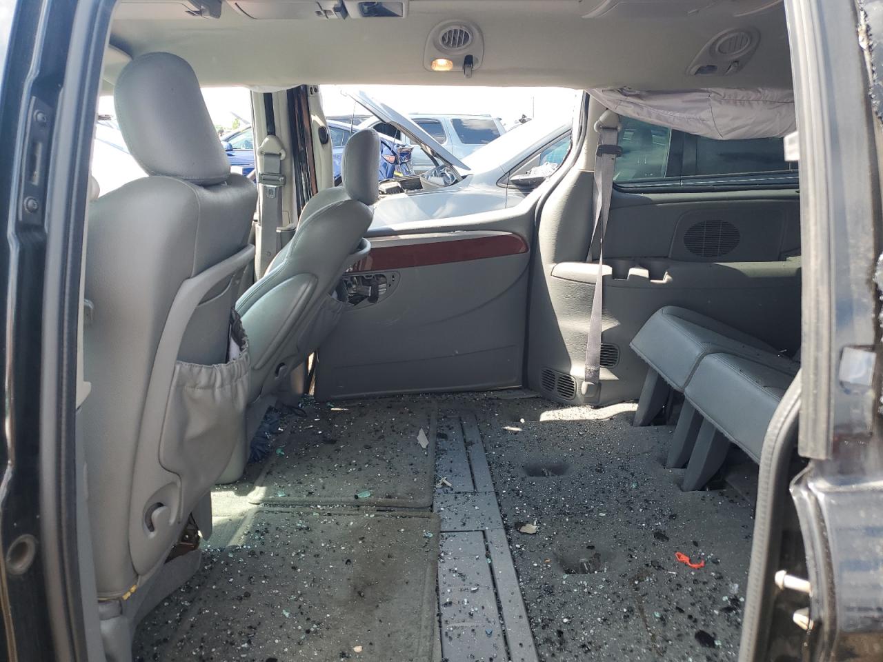 2007 Chrysler Town & Country Limited VIN: 2A8GP64L37R144779 Lot: 64186295