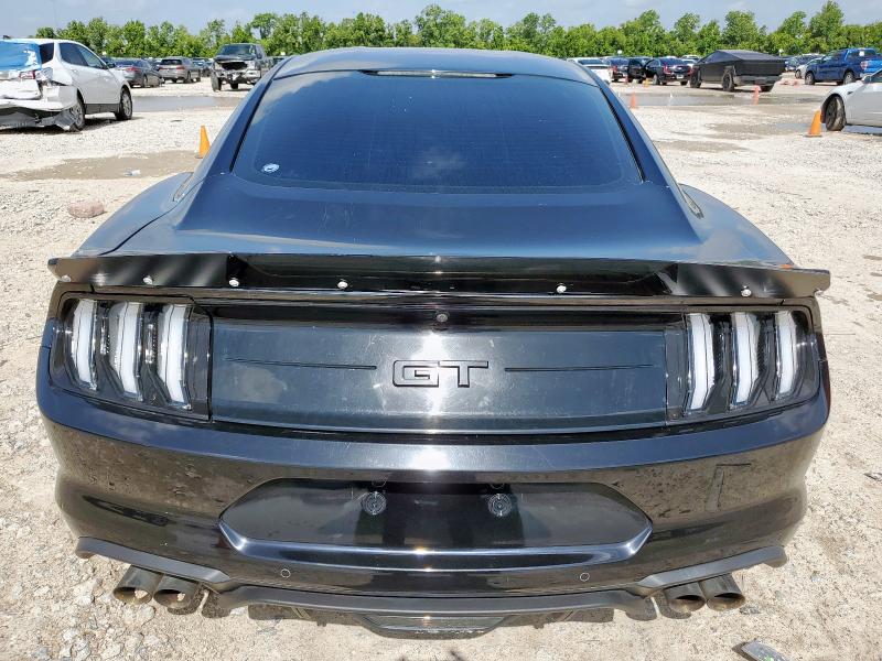  FORD MUSTANG 2018 Czarny