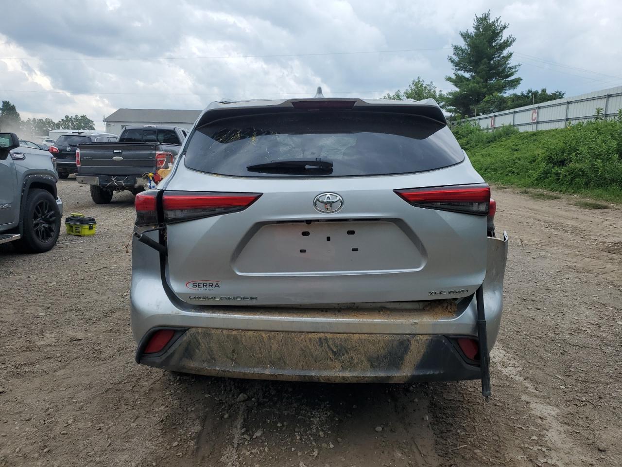 2022 Toyota Highlander Xle VIN: 5TDGZRBH8NS559876 Lot: 67071655