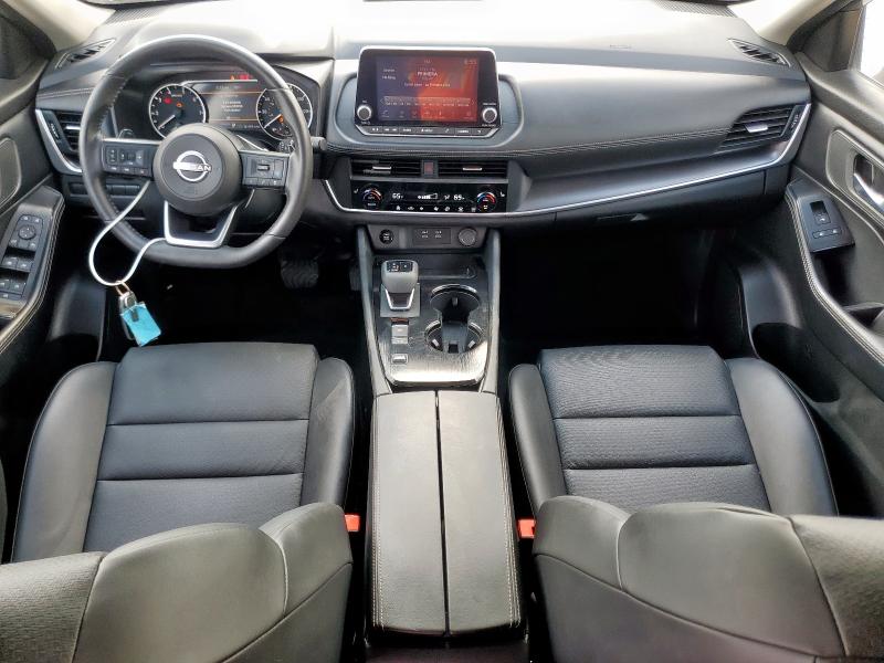  NISSAN ROGUE 2024 Szary