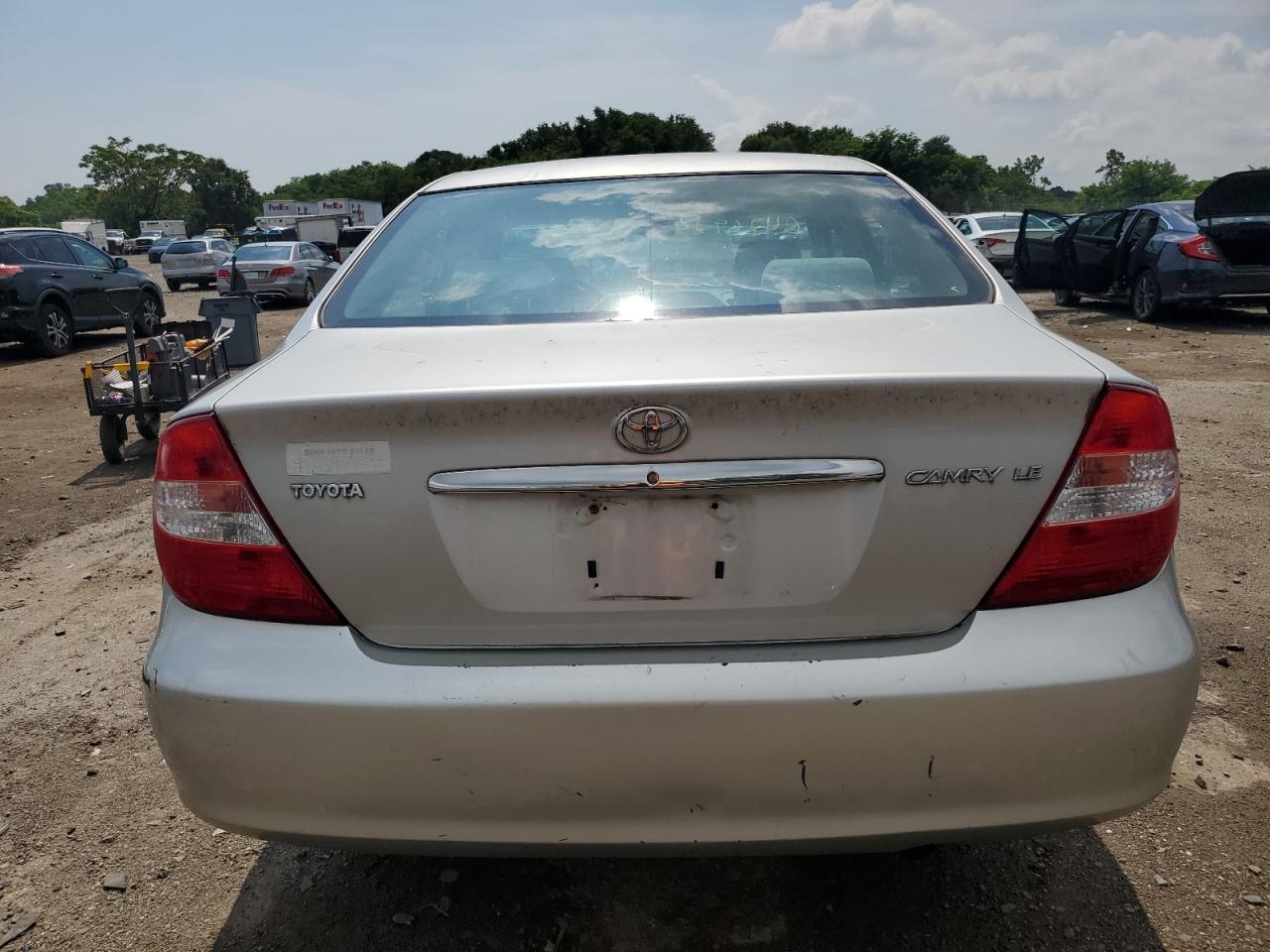 2004 Toyota Camry Le VIN: 4T1BE32K24U314110 Lot: 64269255