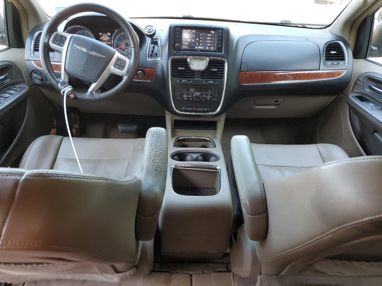 2014 Chrysler Town & Country Touring L VIN: 2C4RC1CG5ER454576 Lot: 64510295