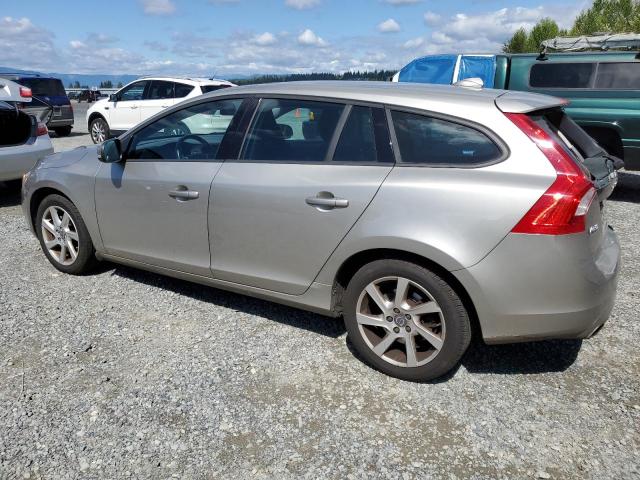  VOLVO V60 2015 Silver
