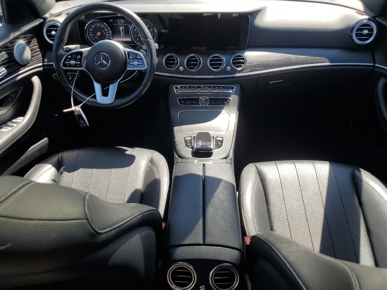 2019 Mercedes-Benz E 300 4Matic VIN: WDDZF4KB0KA489269 Lot: 63782925