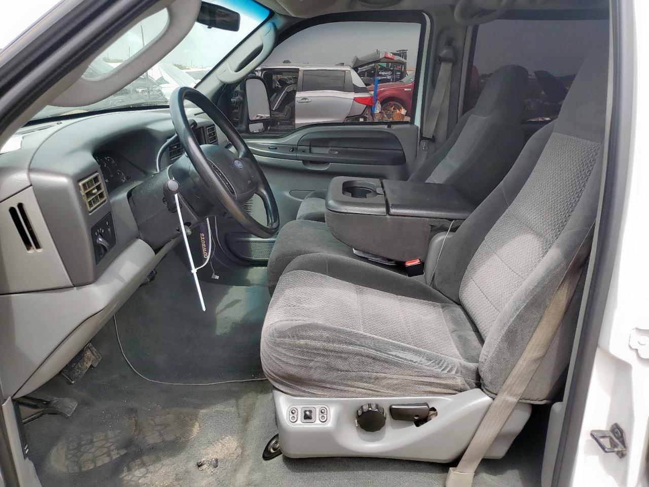 2003 Ford F250 Super Duty VIN: 1FTNW20FX3EA08165 Lot: 65348905