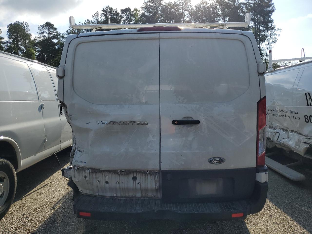 2019 Ford Transit T-250 VIN: 1FTYR1ZM6KKB18632 Lot: 64304455