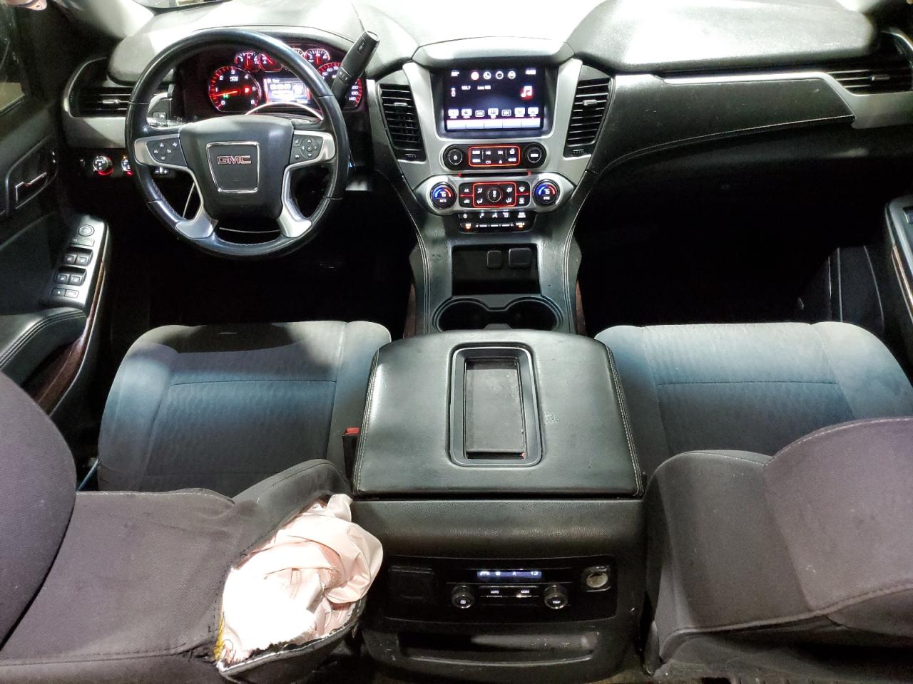 2016 GMC Yukon Xl K1500 Sle VIN: 1GKS2FKC8GR176009 Lot: 66718065