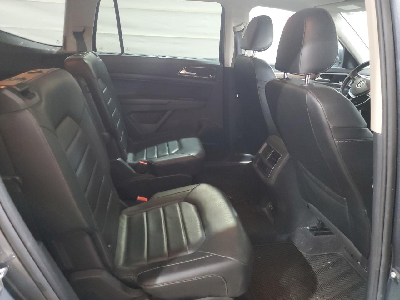 2018 Volkswagen Atlas Sel Premium VIN: 1V2NR2CA4JC574398 Lot: 62816475
