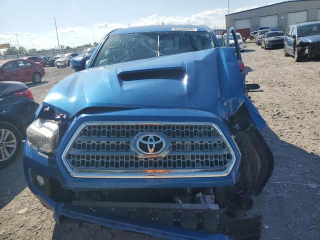  TOYOTA TACOMA 2017 Granatowy