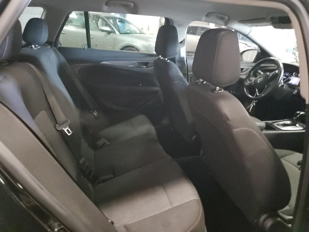 2018 Buick Regal Tourx Preferred VIN: W04GU8SX3J1176705 Lot: 64317585