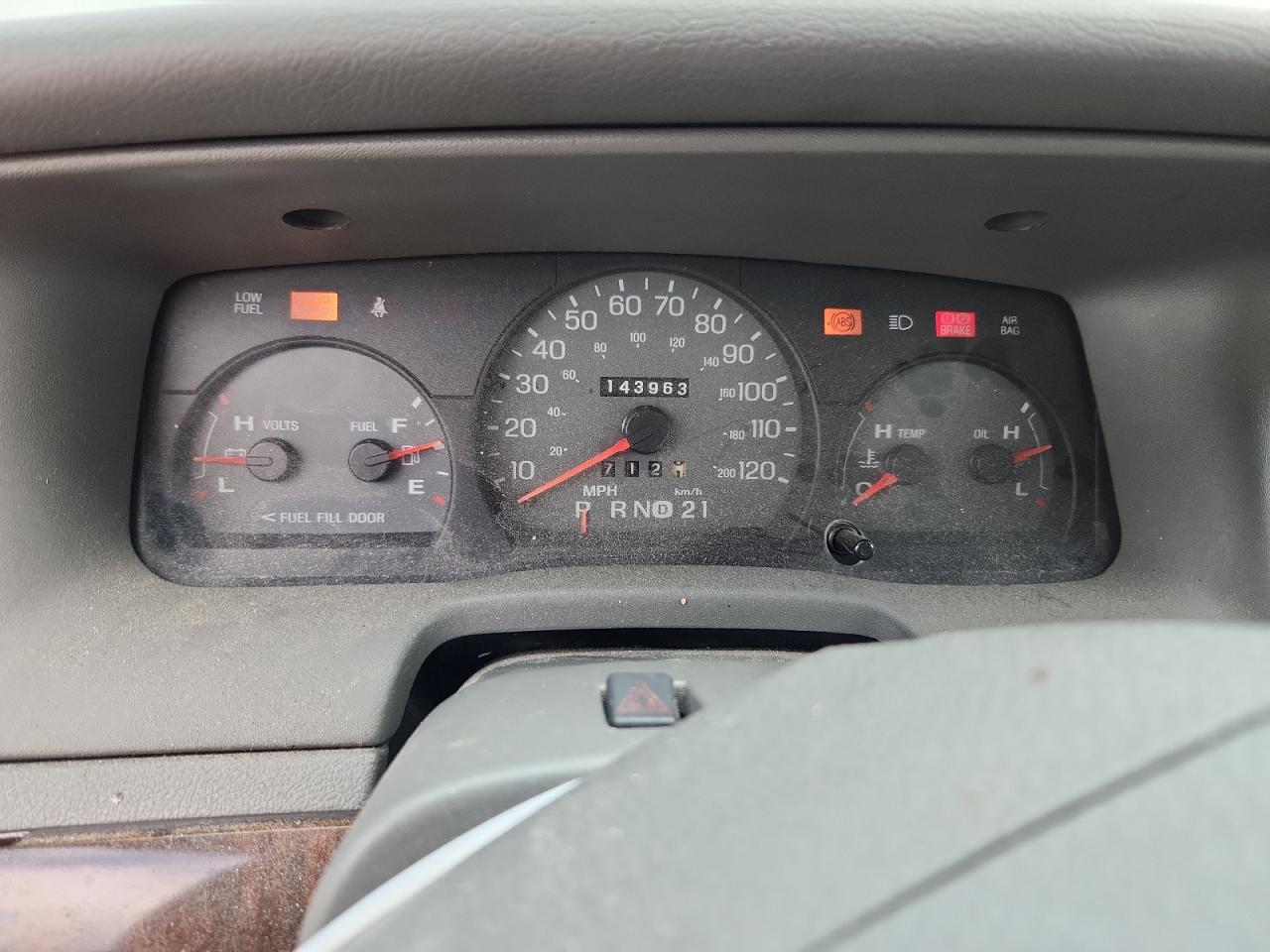 2005 Mercury Grand Marquis Ls VIN: 2MEFM75W55X660143 Lot: 63211845