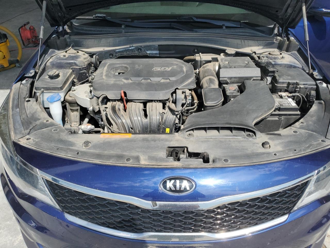 2017 Kia Optima Lx VIN: 5XXGT4L37HG152094 Lot: 64056075