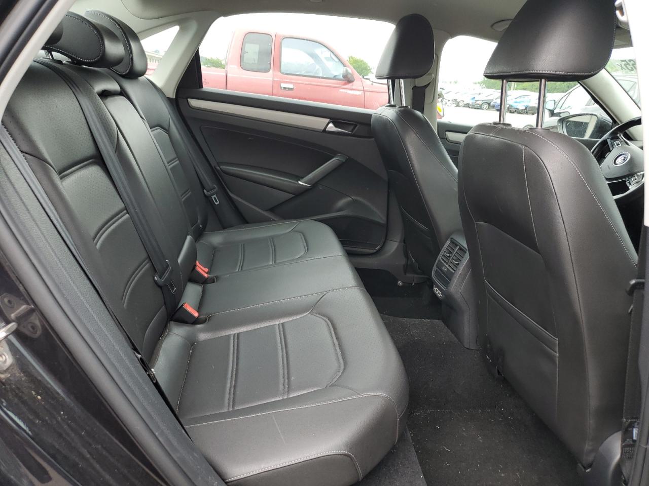 2020 Volkswagen Passat Se VIN: 1VWSA7A31LC015226 Lot: 67074365