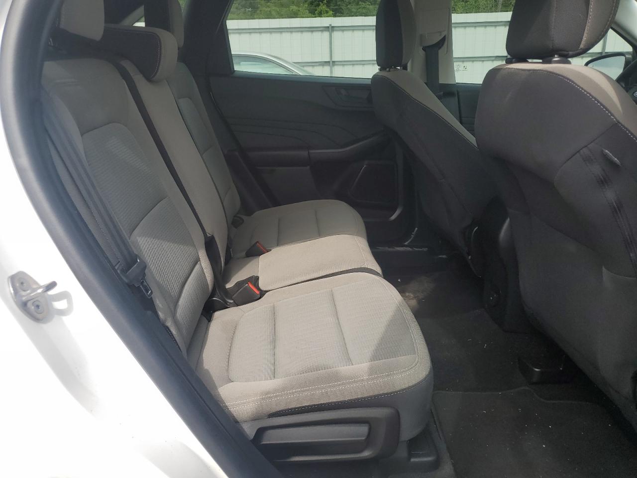2022 Ford Escape S VIN: 1FMCU0F6XNUB48021 Lot: 62834725
