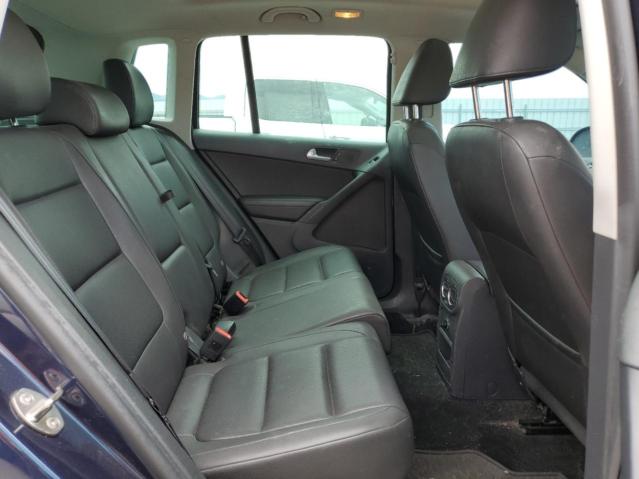 2015 Volkswagen Tiguan S VIN: WVGBV7AX8FW552118 Lot: 63349055