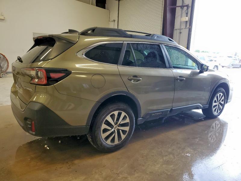  SUBARU OUTBACK 2022 Green