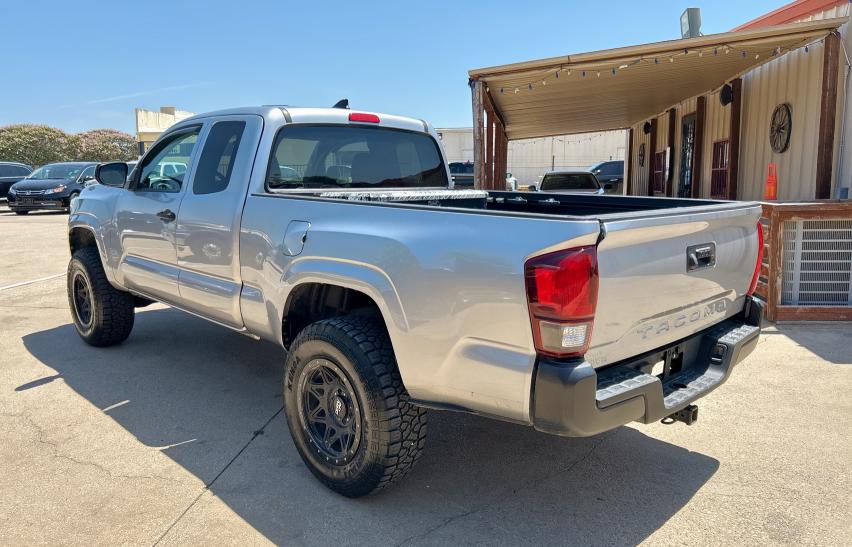  TOYOTA TACOMA 2019 Srebrny