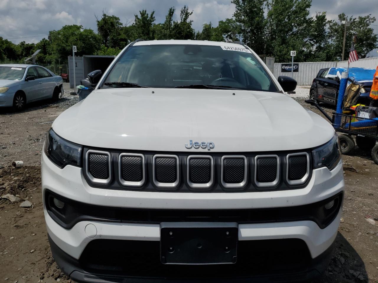 2022 Jeep Compass Latitude Lux VIN: 3C4NJDFB9NT112518 Lot: 64256975