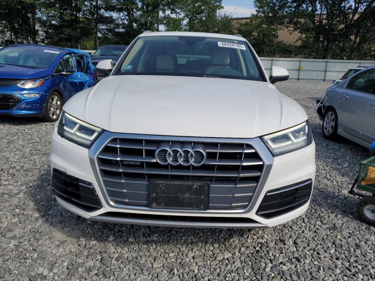 wa1bnafy0j2205881 WA1BNAFY0J2205881 2018 Audi Q5 Premium Plus