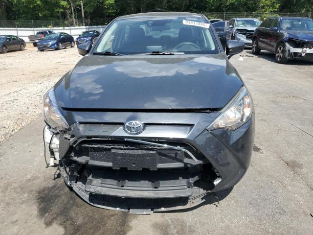  TOYOTA YARIS 2018 Серый