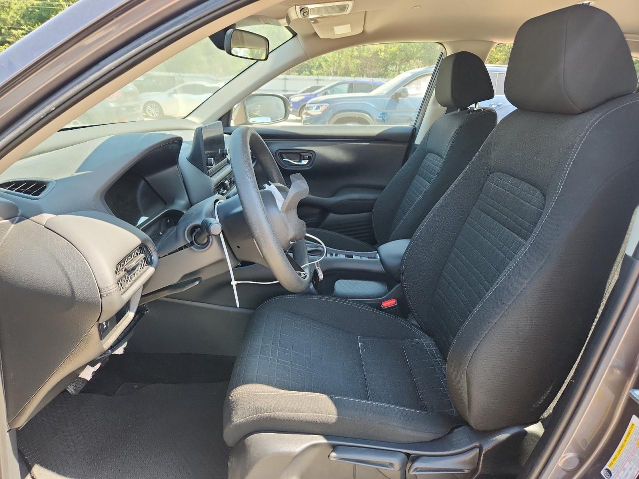 2023 Honda Hr-V Lx VIN: 3CZRZ1H31PM740806 Lot: 64363705