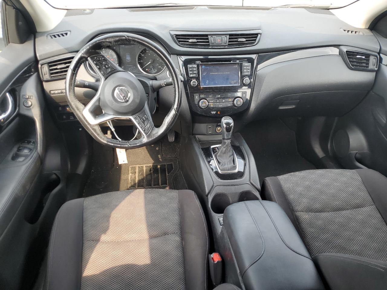 JN1BJ1CR3HW113507 2017 Nissan Rogue Sport S