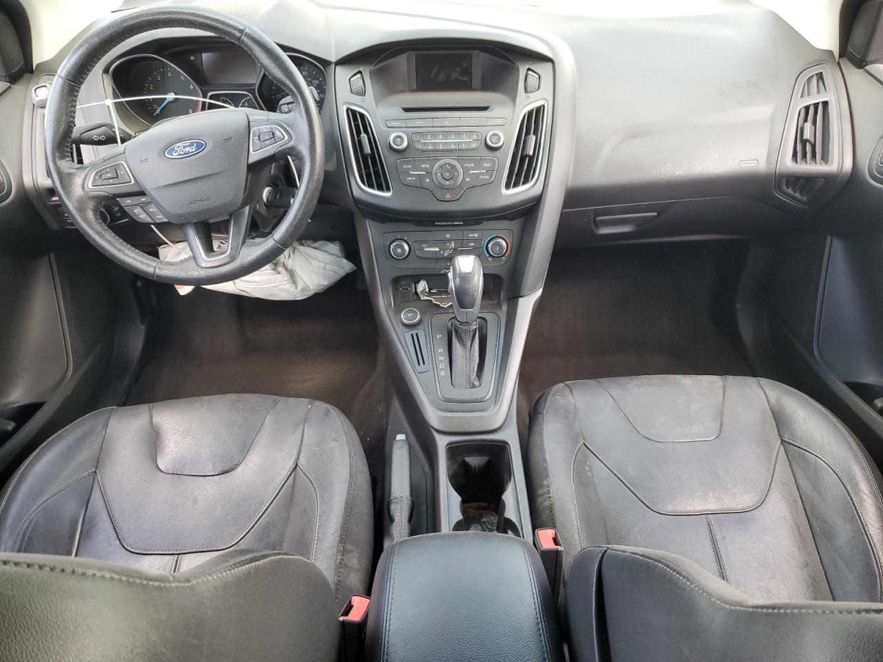 2015 Ford Focus Se VIN: 1FADP3F23FL319123 Lot: 63229995
