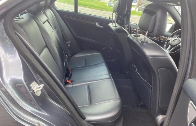 Sedans MERCEDES-BENZ C-CLASS 2013 Szary