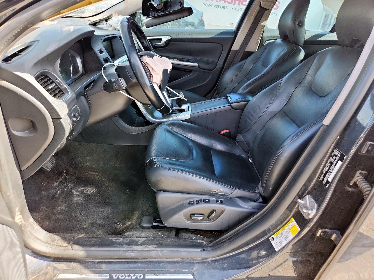 2015 Volvo S60 Premier VIN: YV140MFB0F2301800 Lot: 64788785