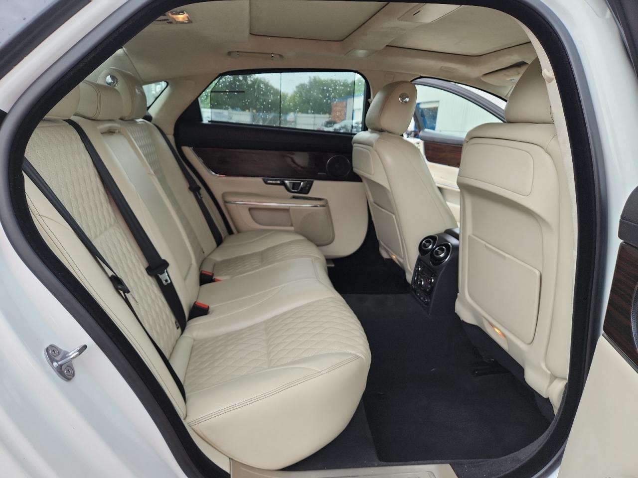 2017 Jaguar Xjl Portfolio VIN: SAJWA2G71H8W09716 Lot: 63814645