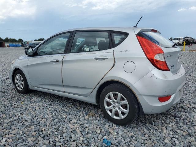 Hatchbacks HYUNDAI ACCENT 2014 Srebrny