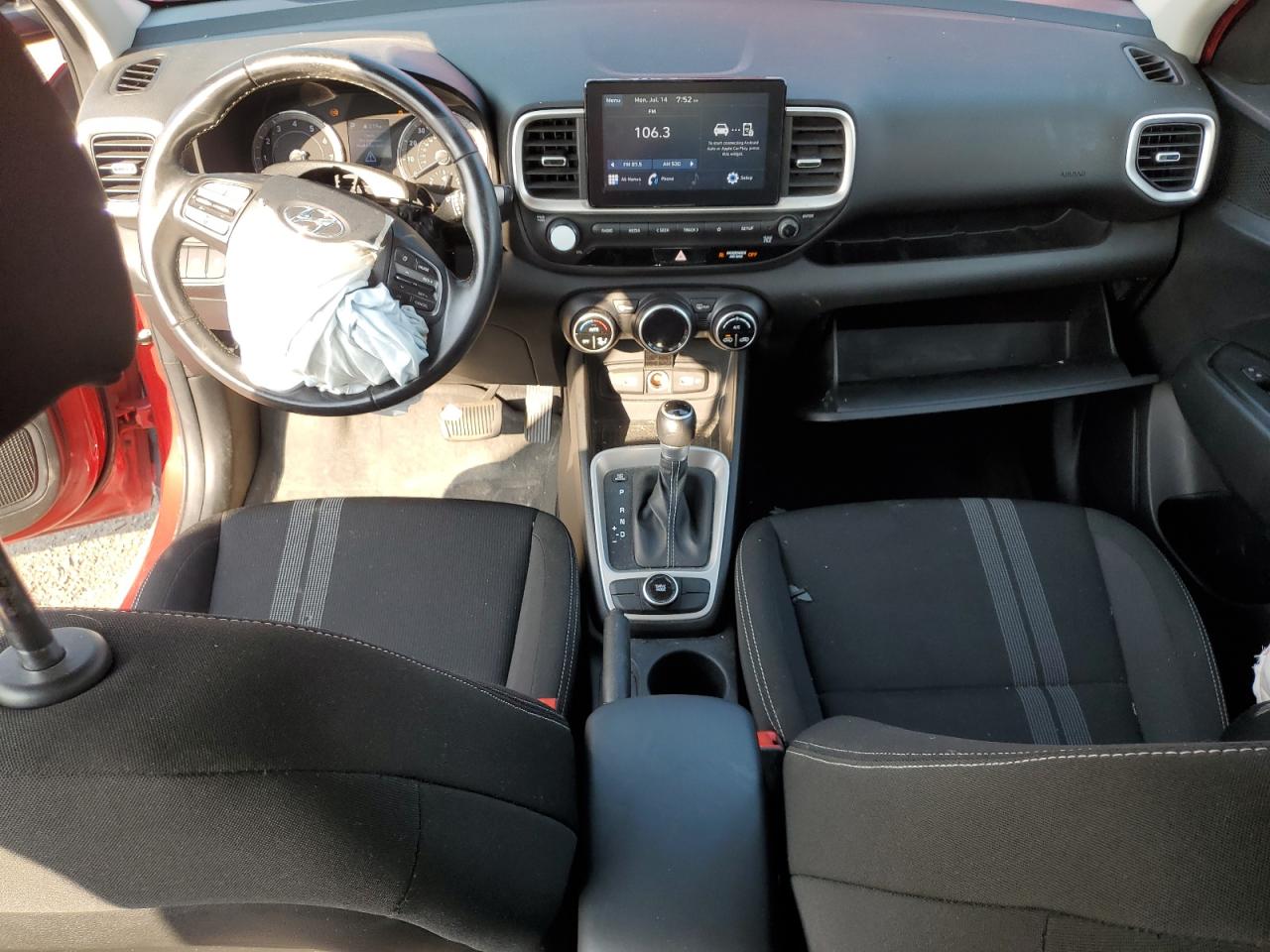 2022 Hyundai Venue Sel VIN: KMHRC8A34NU189771 Lot: 63600385