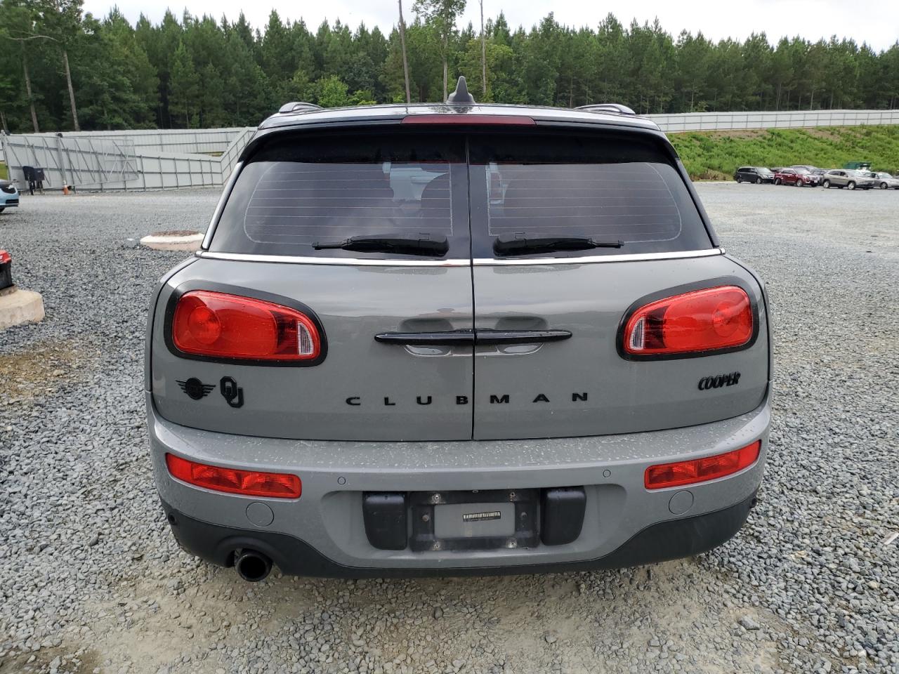 WMWLN5C34H2E33807 2017 Mini Cooper Clubman