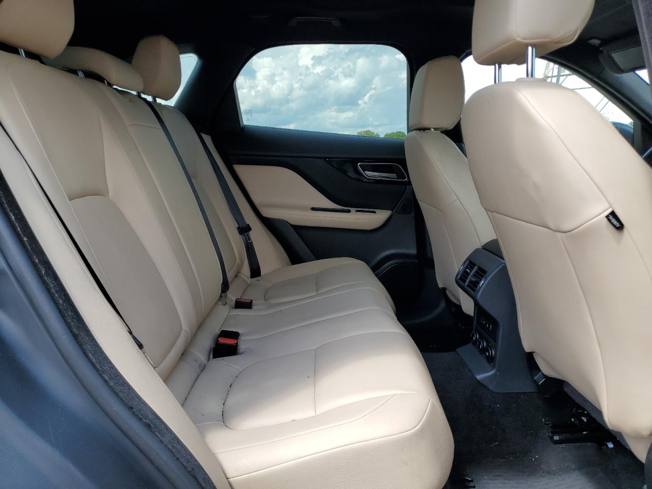 2018 Jaguar F-Pace Premium VIN: SADCJ2FN2JA253684 Lot: 65404975