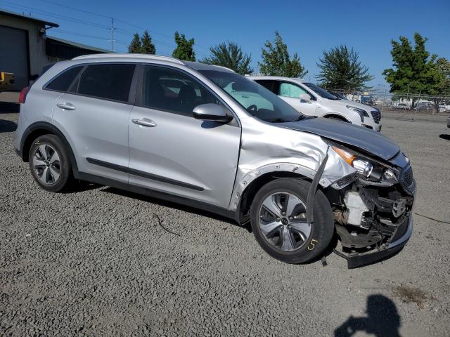  KIA NIRO 2017 Серебристый