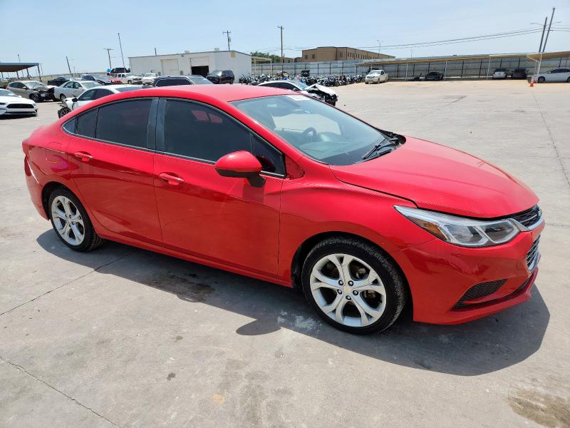  CHEVROLET CRUZE 2017 Red