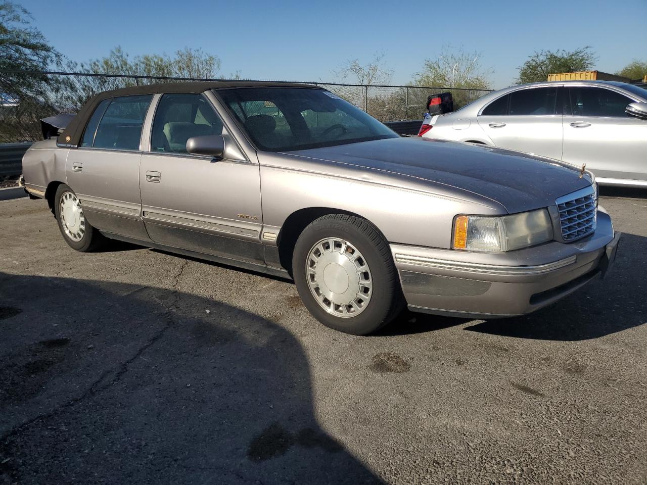 1g6kd54y5wu772122 1G6KD54Y5WU772122 1998 Cadillac Deville