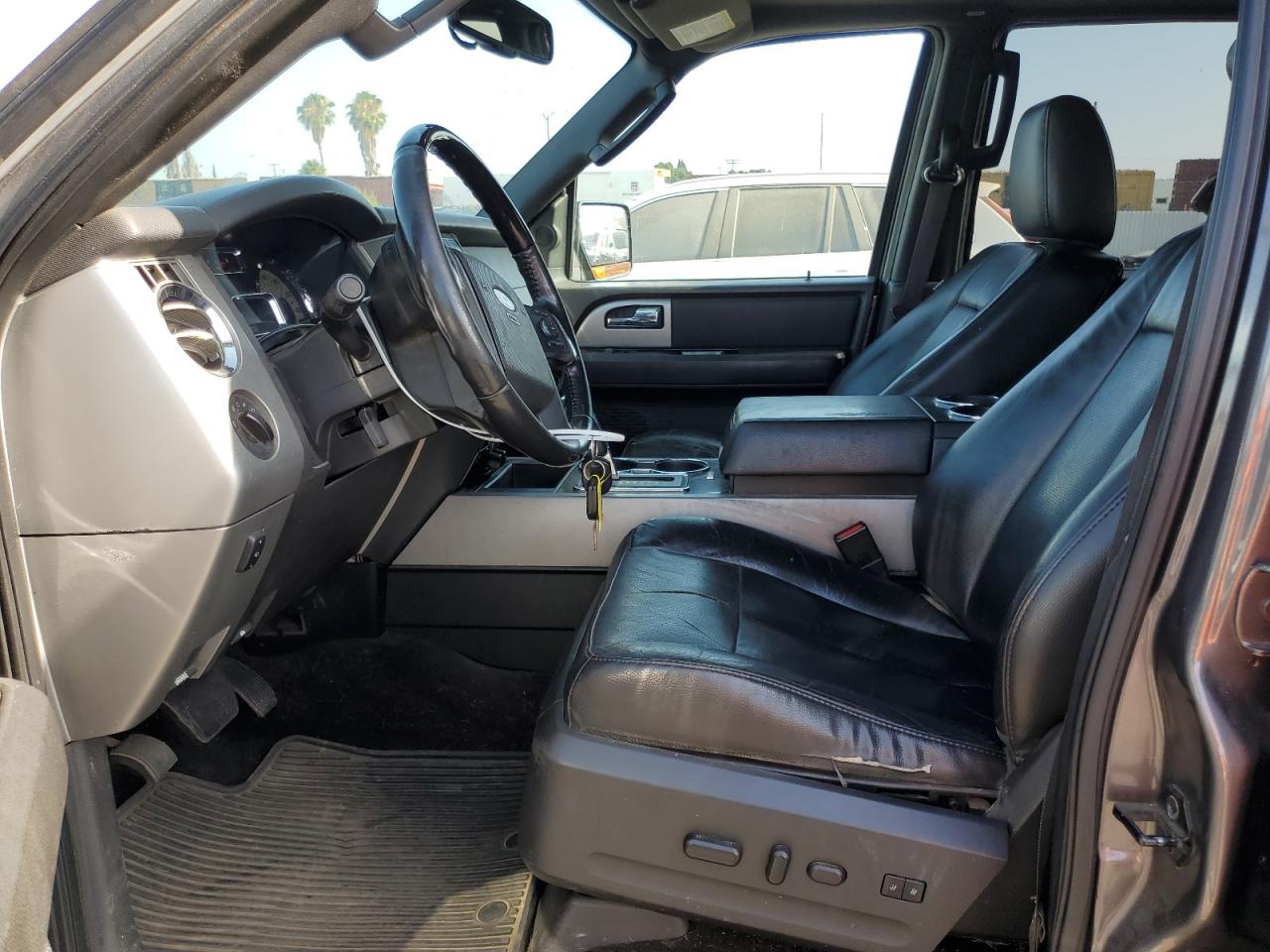 2013 Ford Expedition Limited VIN: 1FMJU1K55DEF64318 Lot: 63519735