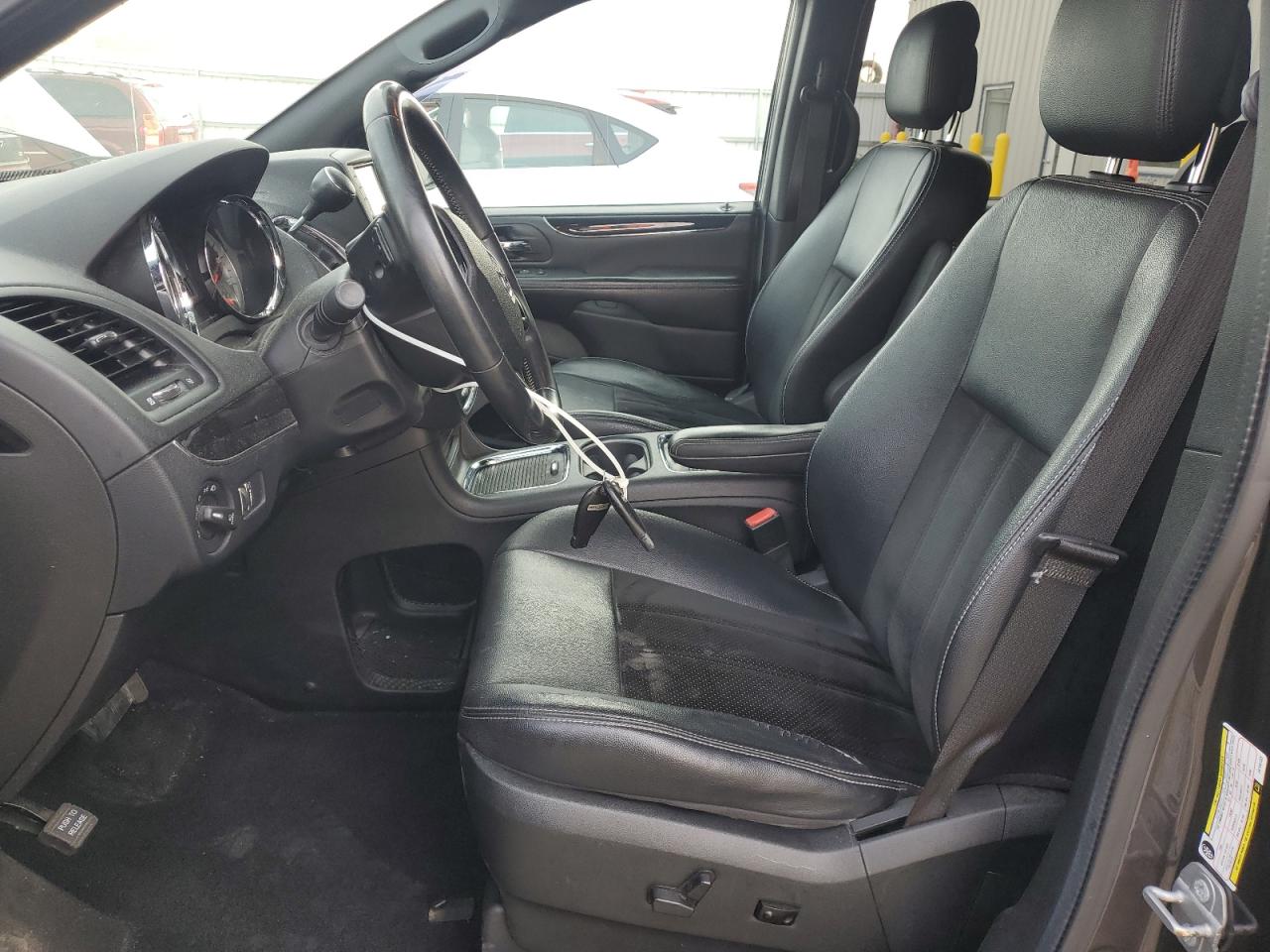 2018 Dodge Grand Caravan Sxt VIN: 2C4RDGCG9JR140133 Lot: 64721645