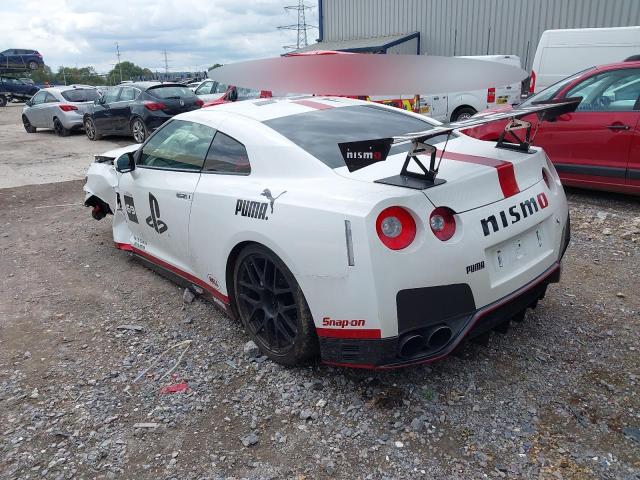 2012 NISSAN GT-R PREMI