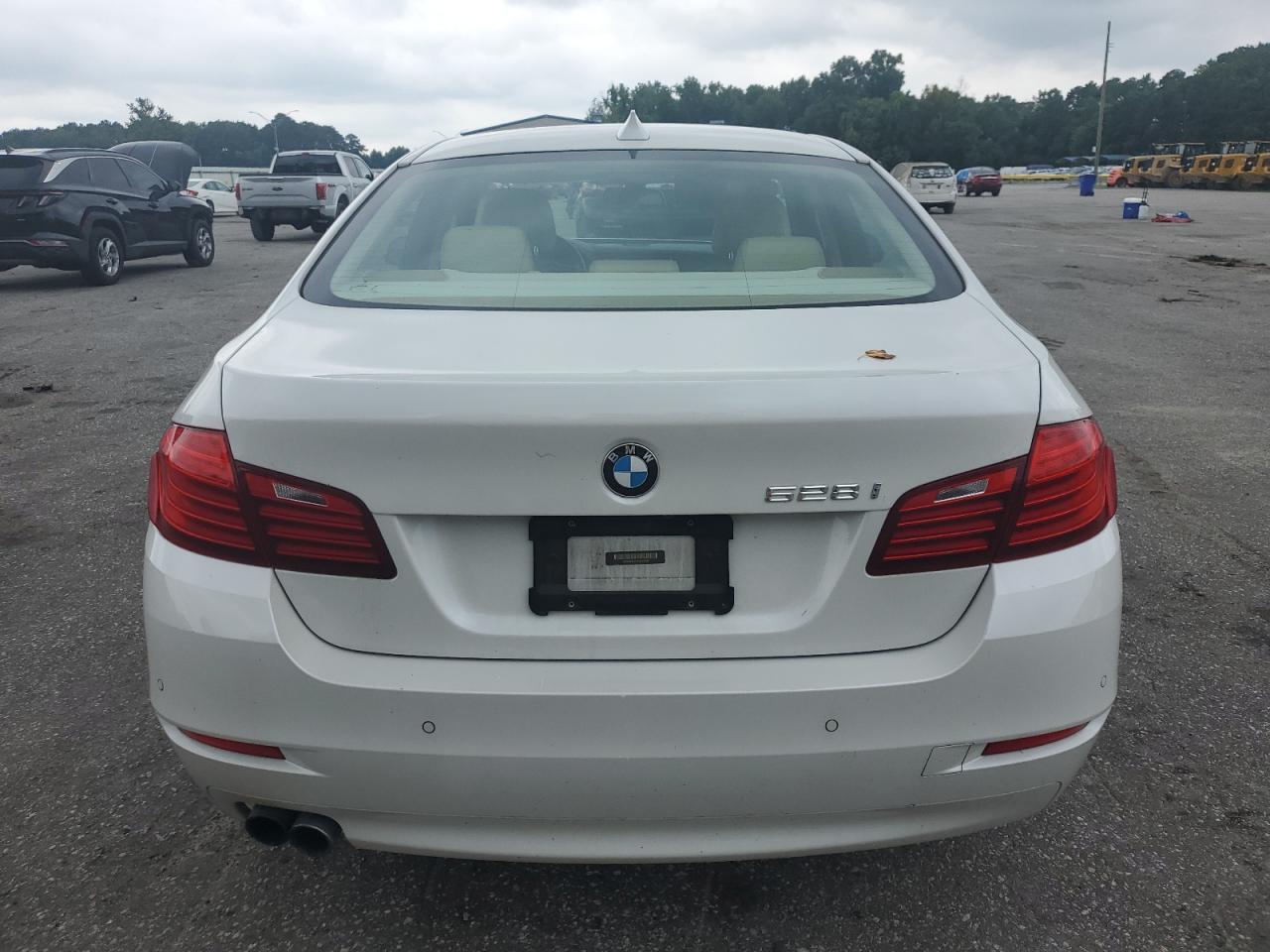 2015 BMW 528 I VIN: WBA5A5C57FD523635 Lot: 64045195