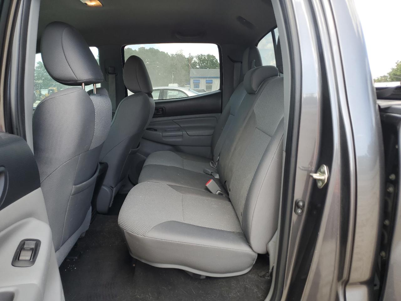 5TFJU4GN9FX090136 2015 Toyota Tacoma Double Cab Prerunner